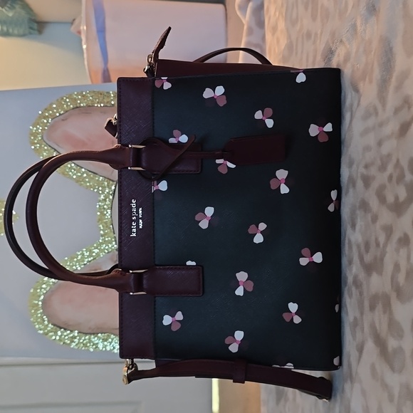 KATE SPADE BAG and WRISTLET - Picture 2 of 14